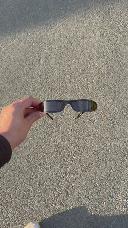 Narrow Shades